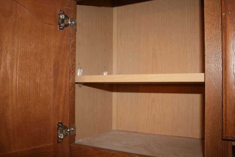 Pennwest Homes Custom Cabinets Adjustable Overhead Cabinet Shelves